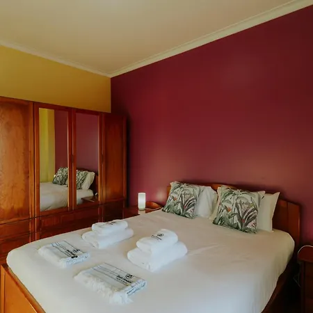 69 - Regi Belga Apartament Peniche